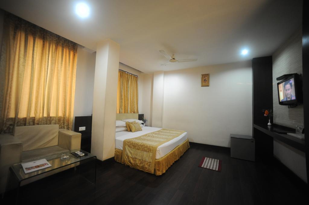 Lee International 3* Kolkata
