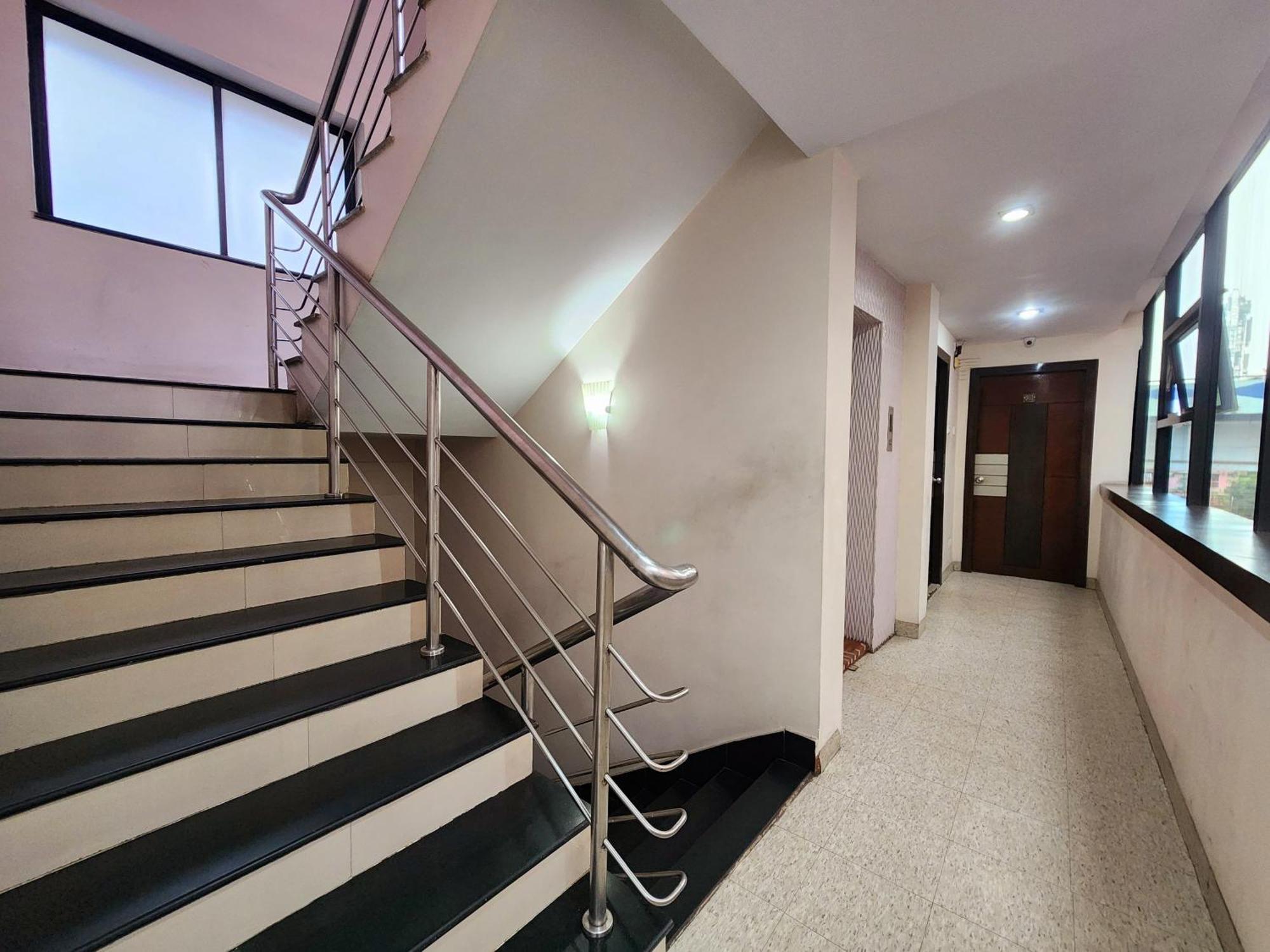 Hotel Lee International 3*