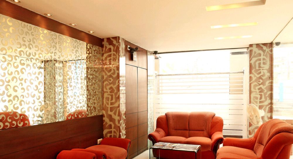 Hotel Lee International 3*