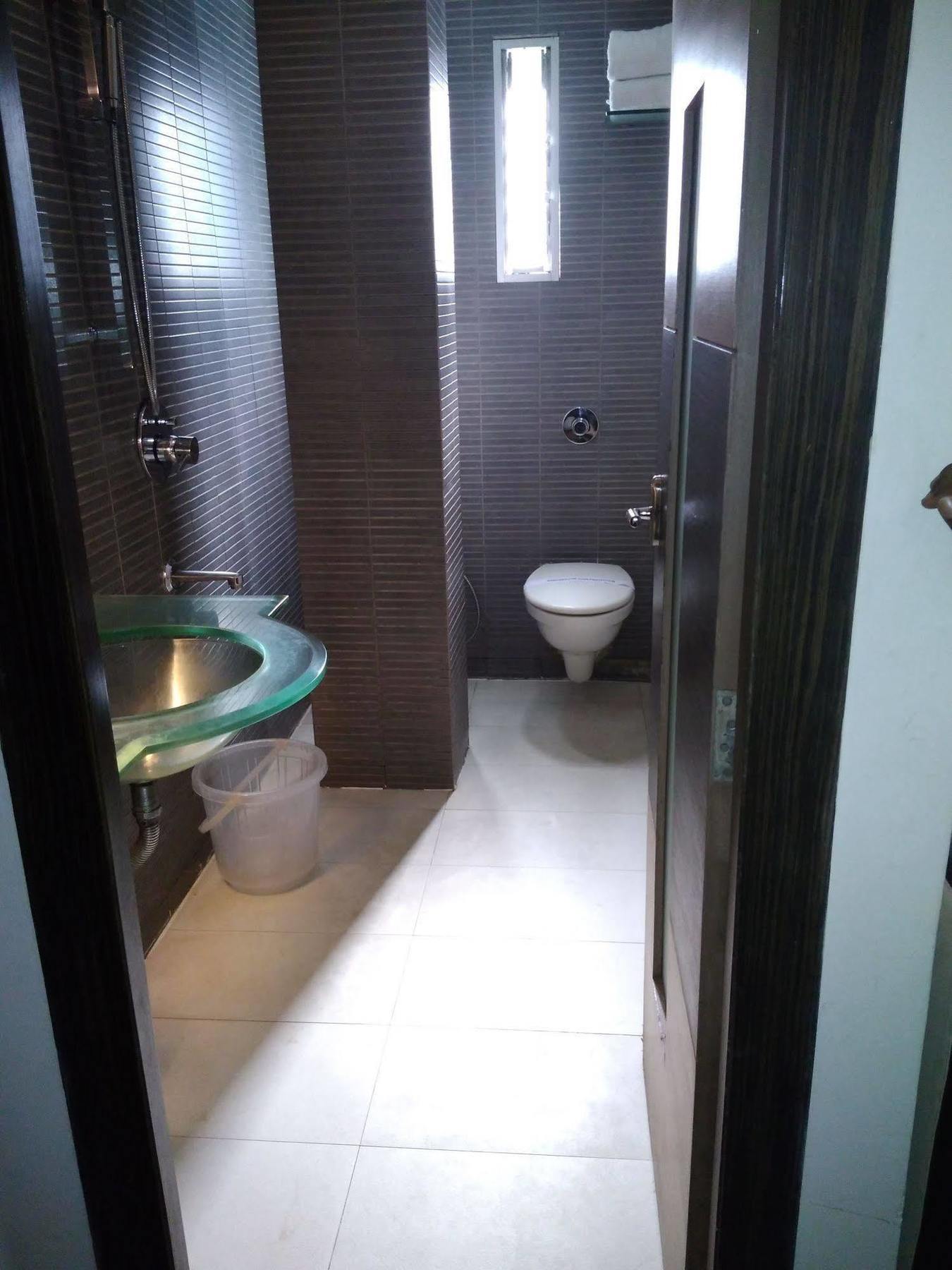 Hotel Lee International Kolkata